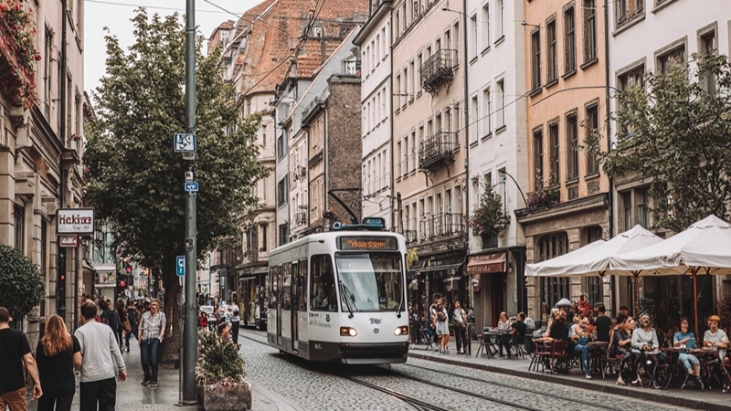 نکات مثبت و چالشهای زندگی در هر شهر آلمان